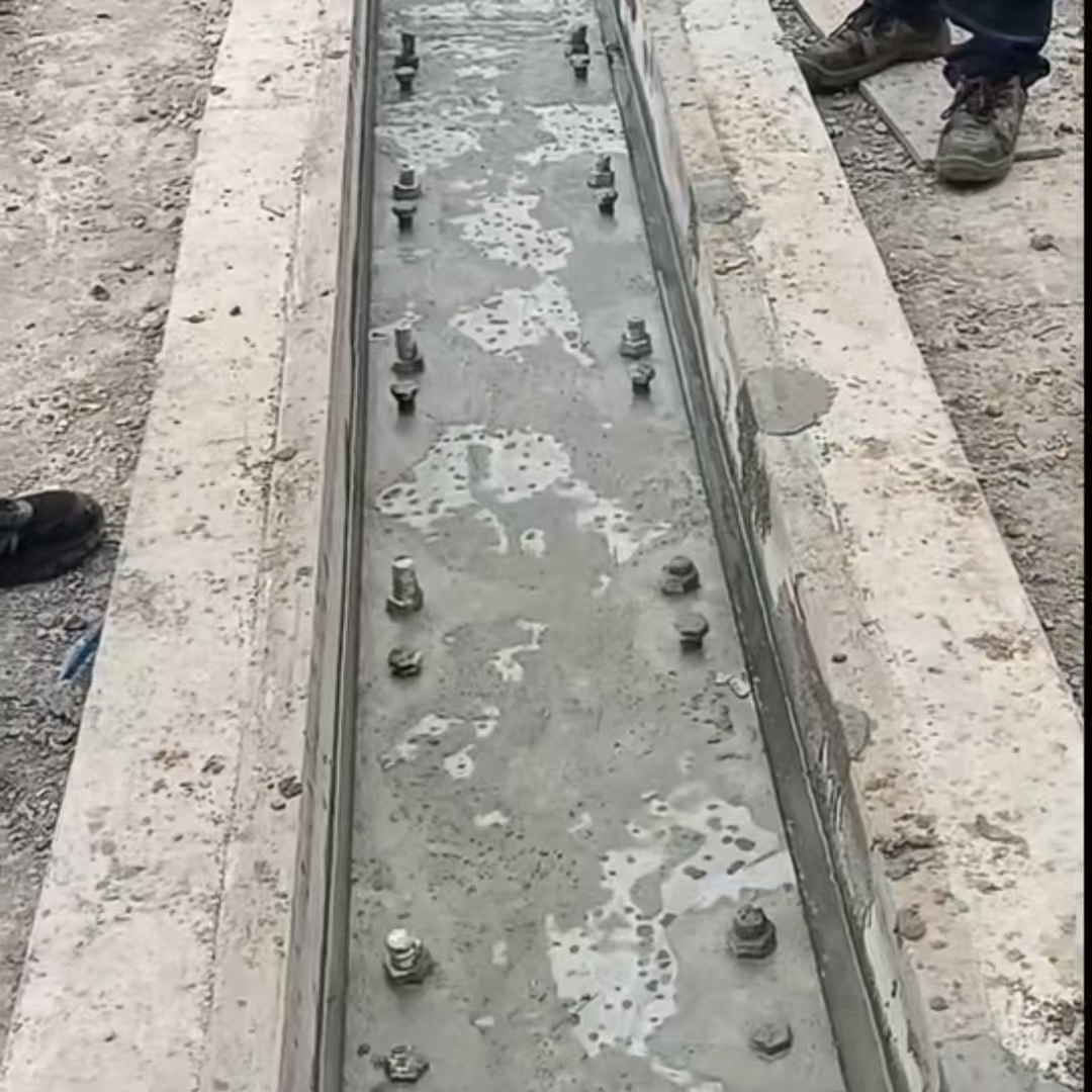 获嘉港口码头起重机龙门吊重型机械设备稳固用早强快凝轨道胶泥